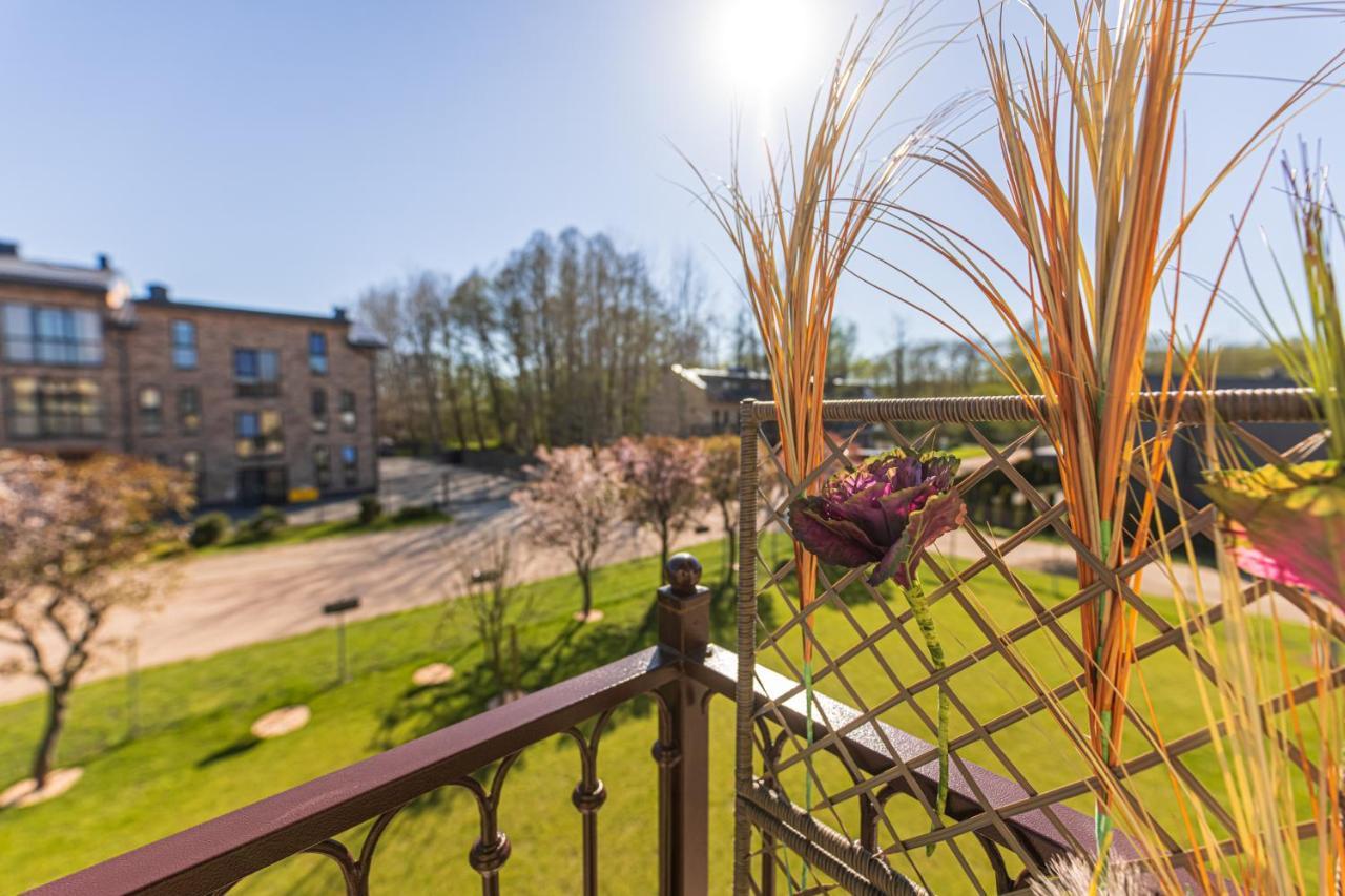 Sakura_Inn Palanga Buitenkant foto